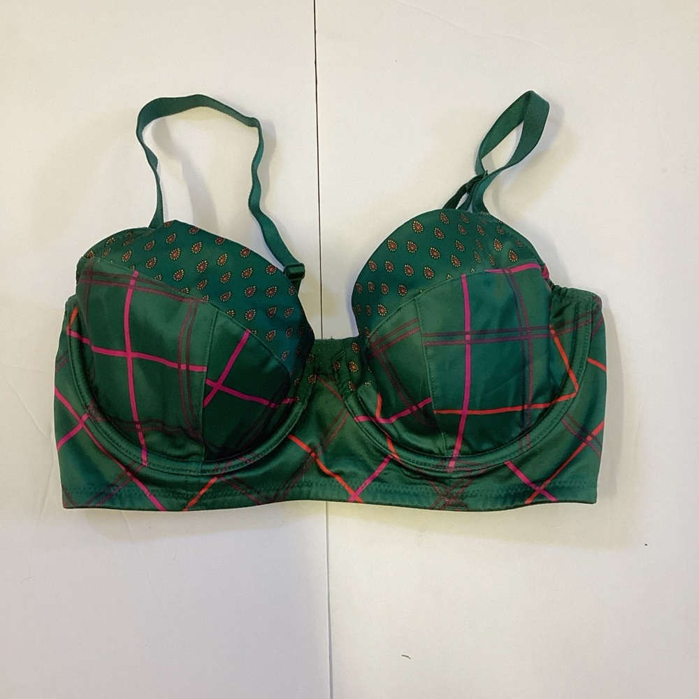 Victoria’s Secret Very Sexy Lined Demi Bra